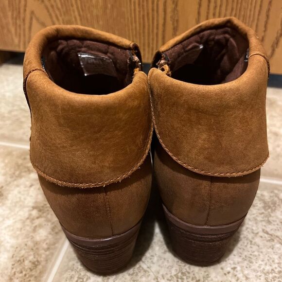 Brown Ankle Boots - Picture 4 of 11